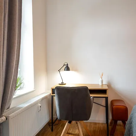 Sweethome - Luxus Pur - Große Küche, Terrasse, Stellplatz, Wifi Apartment